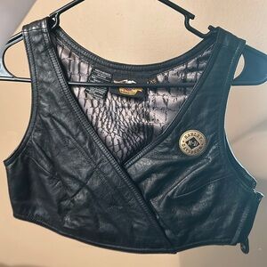 XS Harley Davidson genuine leather cropped vest